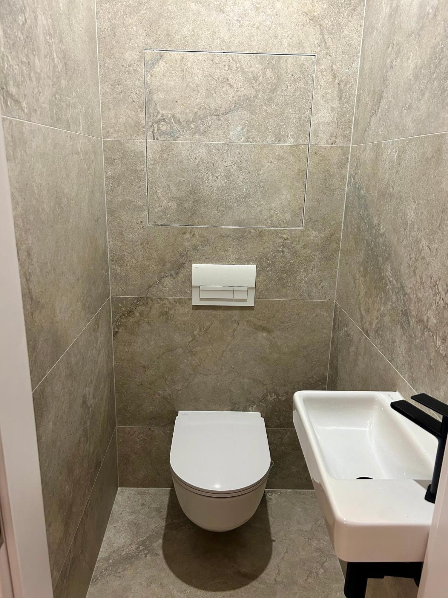 Meridian Bratislava - Stylish Brand New Apartment In The City Center エクステリア 写真