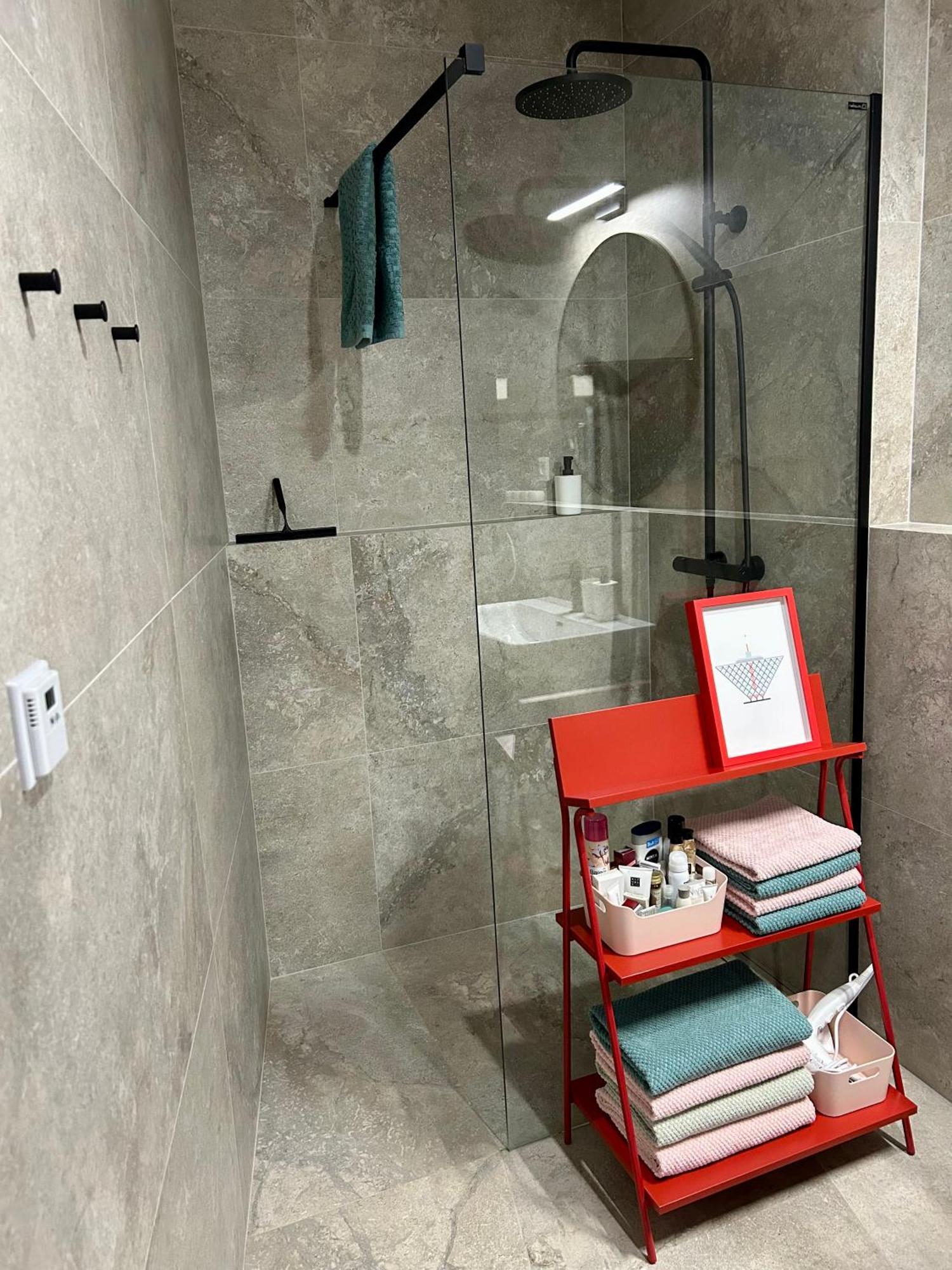 Meridian Bratislava - Stylish Brand New Apartment In The City Center エクステリア 写真